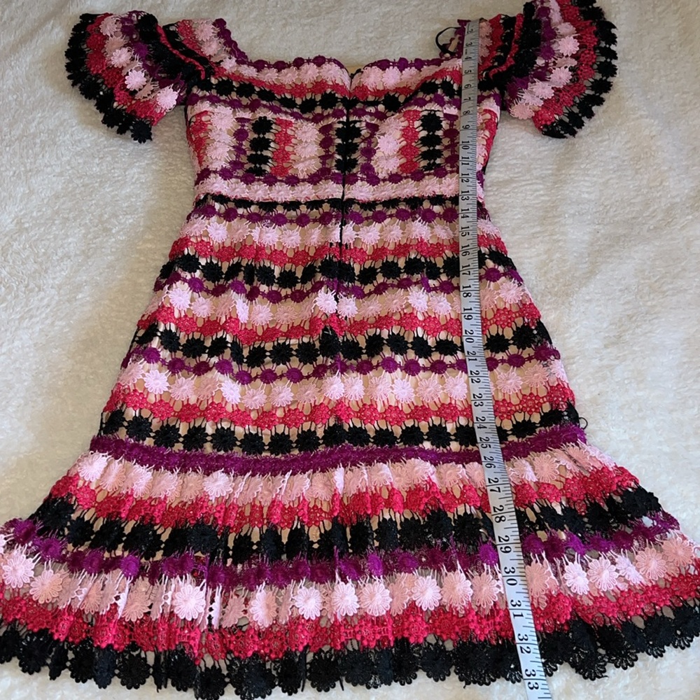 Aijek Tricolor Off-Shoulder Embroidered Mini Dress Size‎ S - Picture 4 of 9
